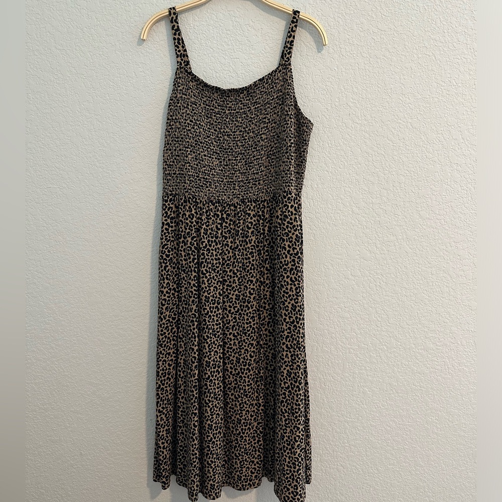 Old Navy Leopard Print Midi Dress • Large